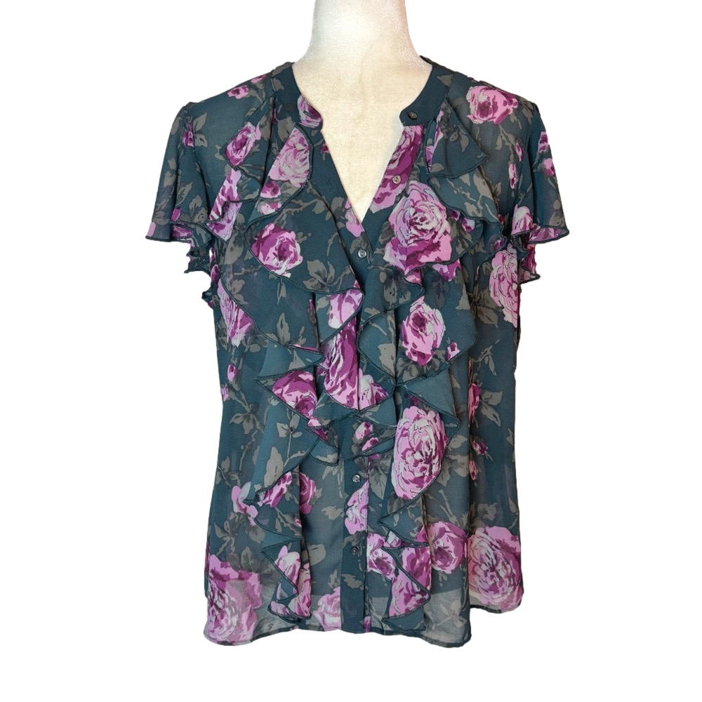 Converse One Star floral ruffle blouse